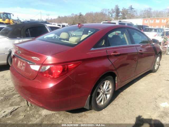2013 HYUNDAI SONATA GLS PZEV VIN: 5NPEB4AC8DH704469