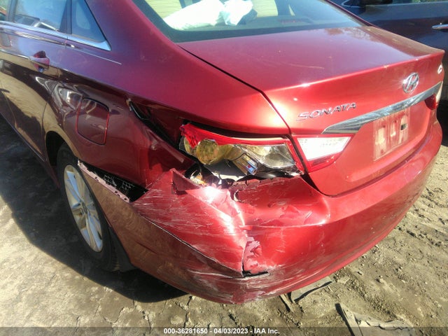 2013 HYUNDAI SONATA GLS PZEV VIN: 5NPEB4AC8DH704469