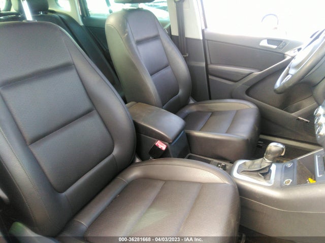 WVGBV3AX9EW566570 Volkswagen Tiguan Sel