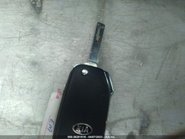 3KPF24AD2KE104349 KIA Forte Lxs