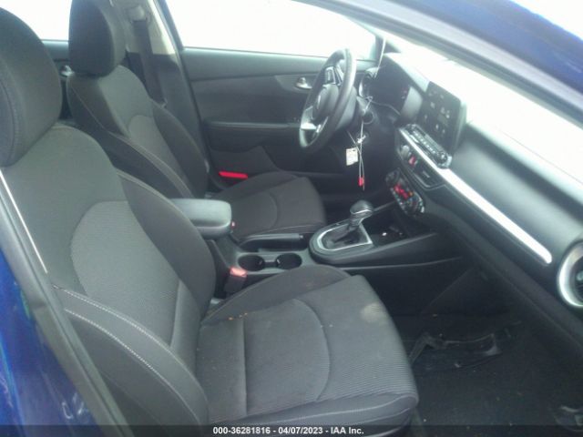 3KPF24AD2KE104349 KIA Forte Lxs