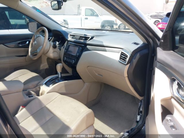 5N1AT2MV8FC825154 Nissan Rogue Sl