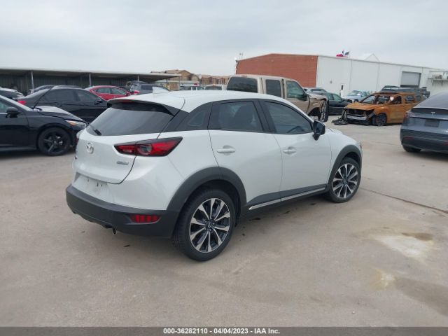 2019 MAZDA CX-3 JM1DKFD76K0452754 Photo 3