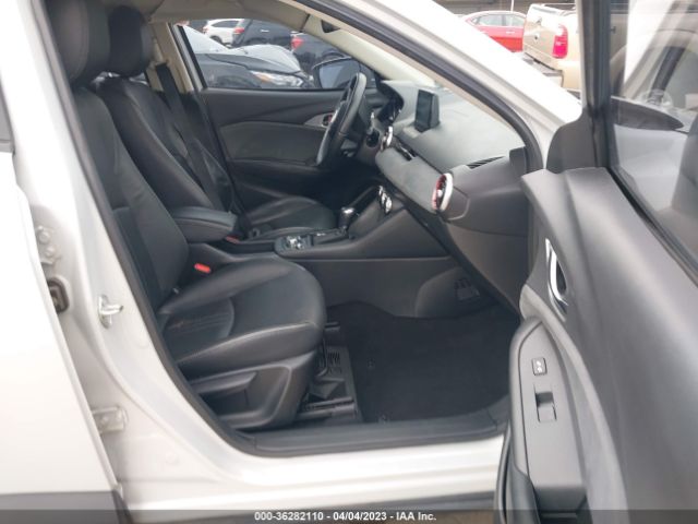 2019 MAZDA CX-3 JM1DKFD76K0452754 Photo 4