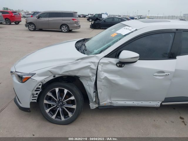 2019 MAZDA CX-3 JM1DKFD76K0452754 Photo 5