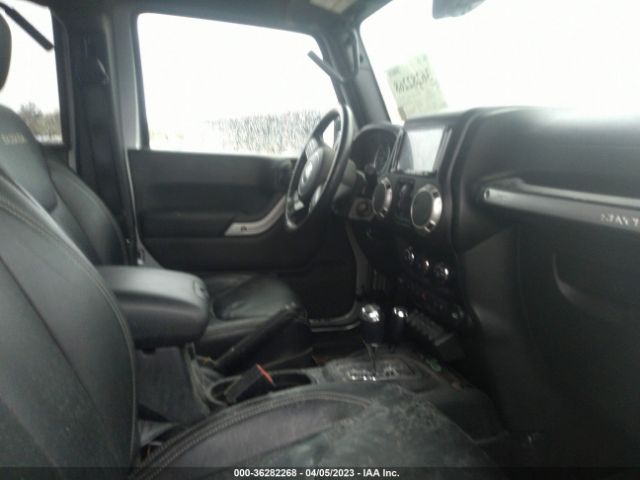 1C4BJWEG2GL242232 Jeep Wrangler Unlimited Sahara