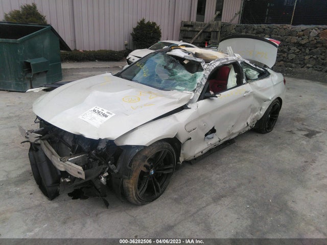 BMW M4 2016 WBS3R9C5XGK336289 Image 2