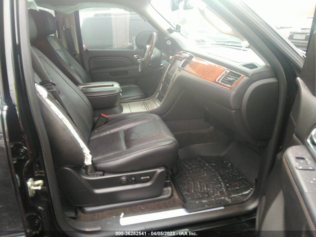 1GYS4DEF0ER165240 Cadillac Escalade Platinum