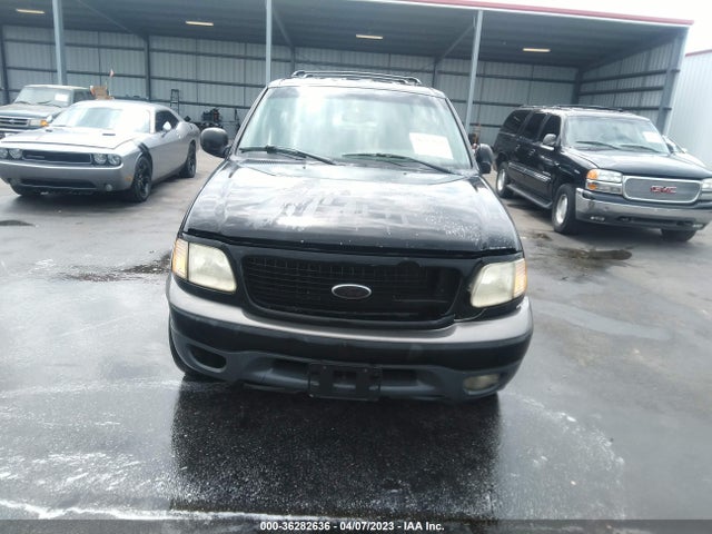 2002 FORD EXPEDITION XLT VIN: 1FMRU15L12LA74349