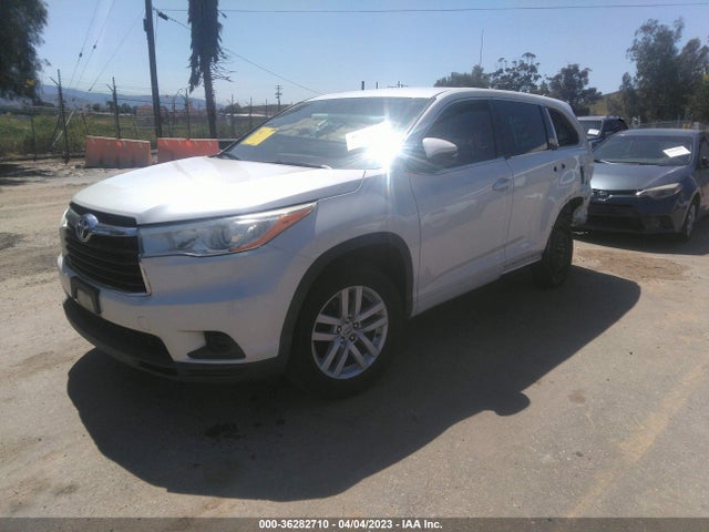 Toyota Highlander Le 2014 5TDZKRFH7ES026070 Image 2