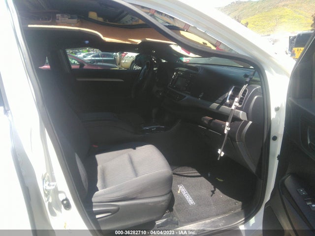 Toyota Highlander Le 2014 5TDZKRFH7ES026070 Image 7