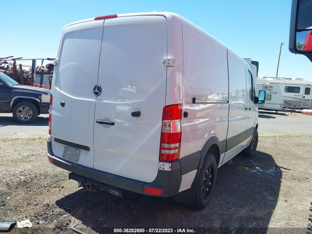WD3PE7DC4E5834094 Mercedes-Benz SPRINTER CARGO VANS