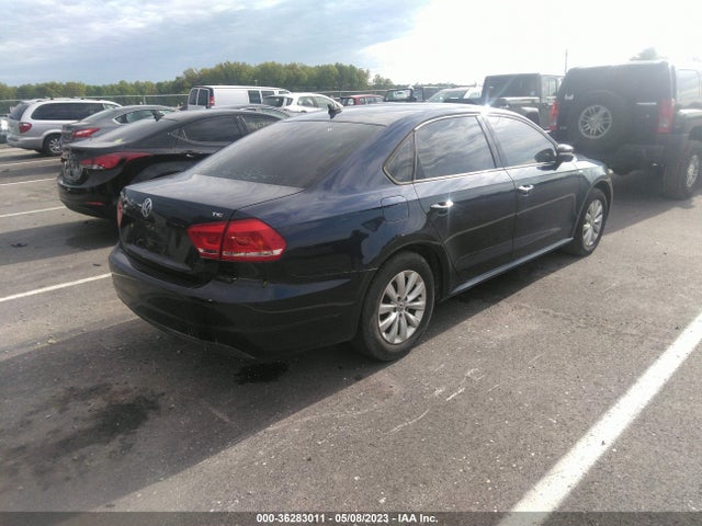 1VWAT7A30FC049071 Volkswagen Passat 1.8t Wolfsburg Ed
