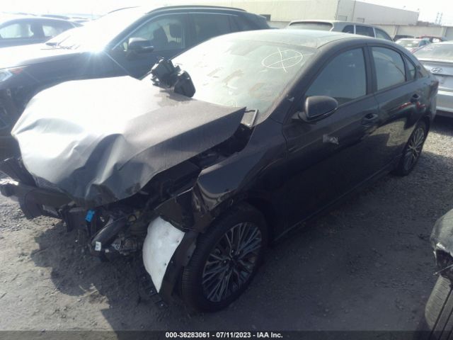 3KPF54AD2PE590028 KIA Forte Gt-line