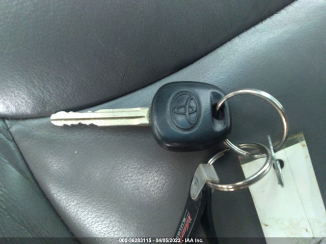 2006 TOYOTA SIENNA XLE VIN: 5TDZA22CX6S424167