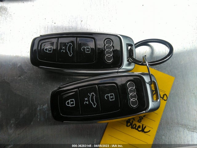 WA1EVAF1XMD016194 Audi Q8 Premium Plus
