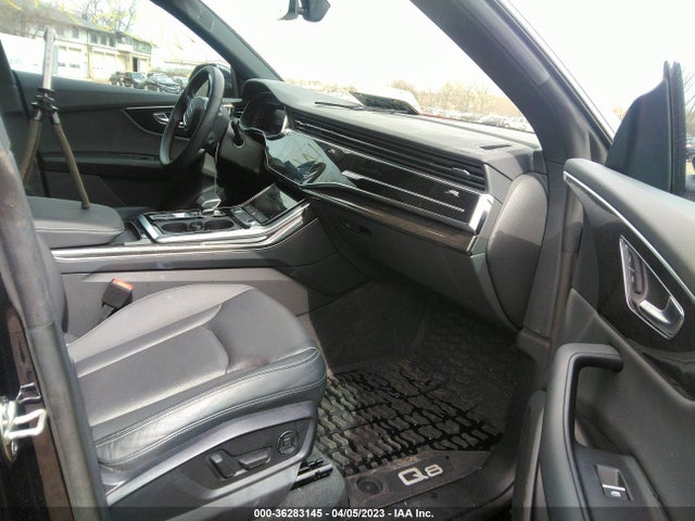 WA1EVAF1XMD016194 Audi Q8 Premium Plus
