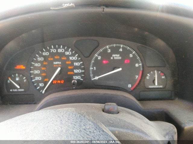 2001 SATURN SL VIN: 1G8ZK527X1Z314948