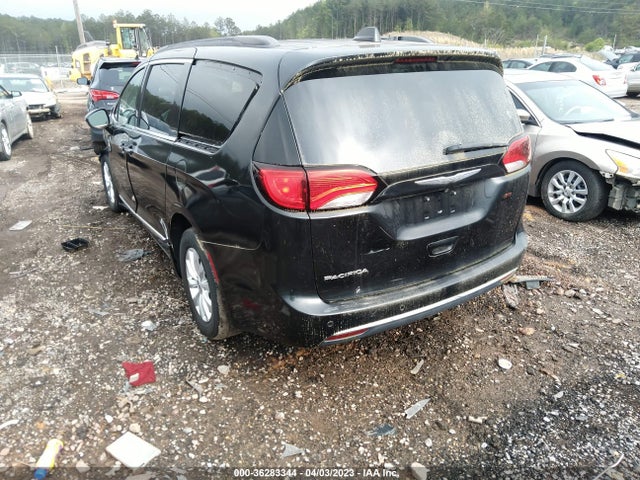 2C4RC1BG6HR621615 Chrysler Pacifica Touring-l