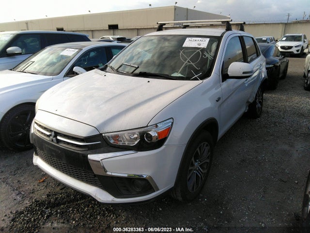 JA4AP3AU1JZ008778 Mitsubishi Outlander Sport 2.0