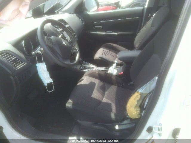 JA4AP3AU1JZ008778 Mitsubishi Outlander Sport 2.0