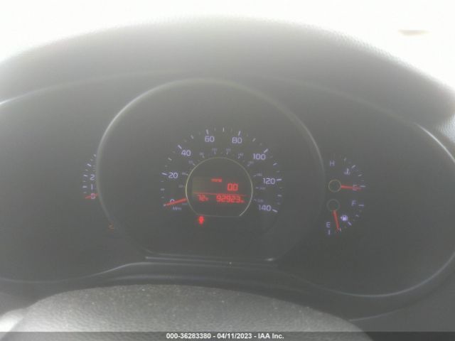 KNDJN2A27E7017720 KIA Soul Base