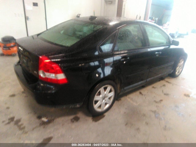 2006 VOLVO S40 2.4L VIN: YV1MS382162162424