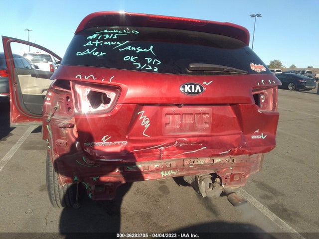 KIA SORENTO LX 2018 5XYPG4A38JG346383 Image 8