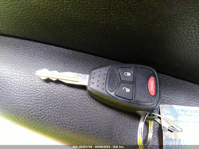 1C4BJWDGXHL668110 Jeep Wrangler Unlimited Sport