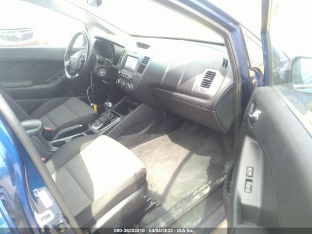 3KPFL4A76JE263588 KIA FORTE S