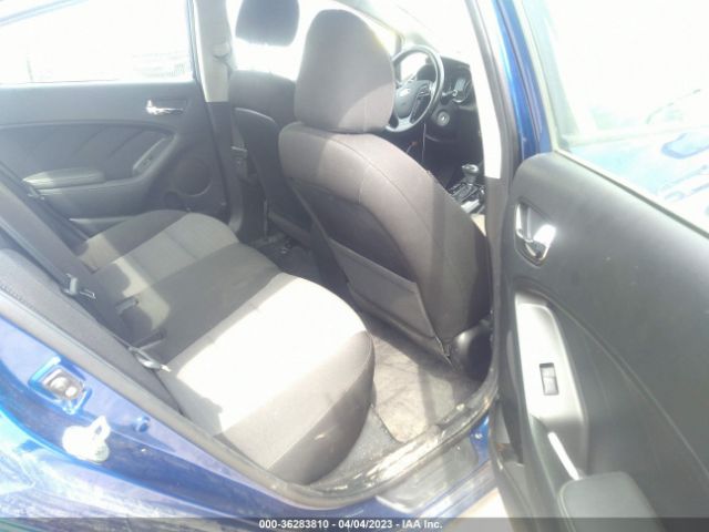 3KPFL4A76JE263588 KIA FORTE S