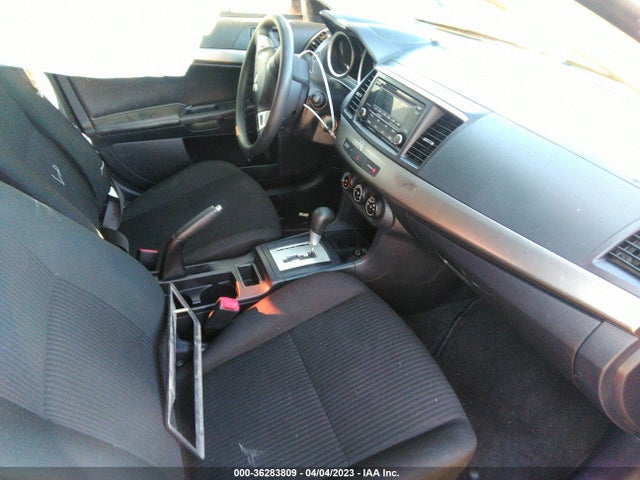JA32U2FU8FU026140 Mitsubishi LANCER ES