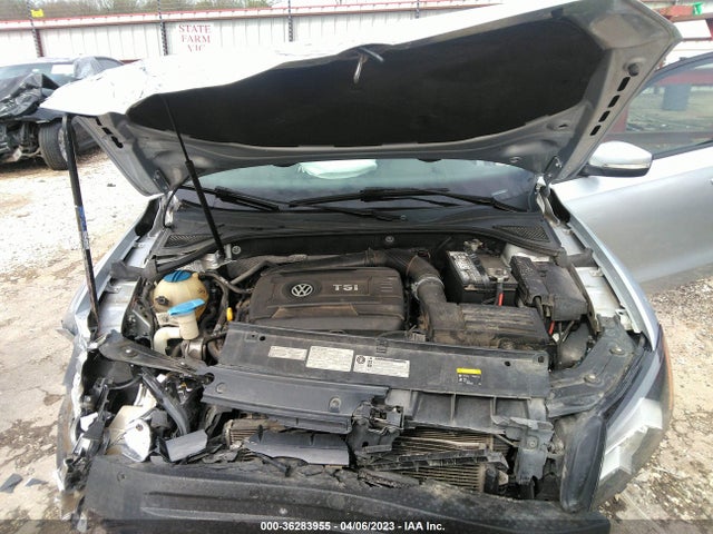 1VWAT7A37FC045096 Volkswagen Passat 1.8t Wolfsburg Ed