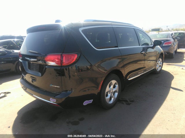 Chrysler Pacifica Hybrid Touring L 2018 2C4RC1L73JR124798 Image 5