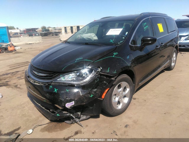 Chrysler Pacifica Hybrid Touring L 2018 2C4RC1L73JR124798 Image 7