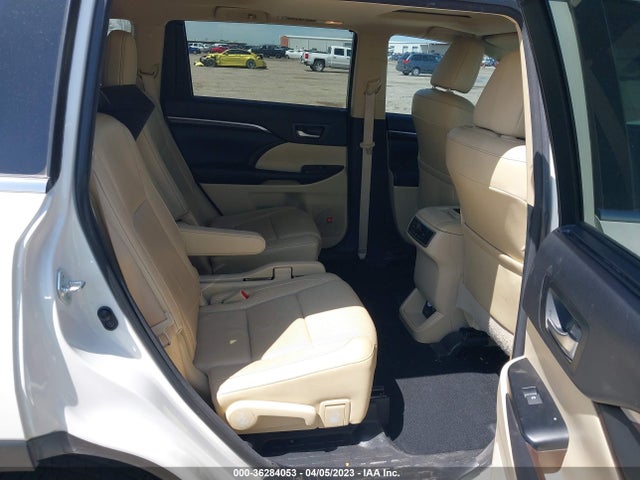 Toyota Highlander Limited 2016 5TDYKRFHXGS137517 Image 9