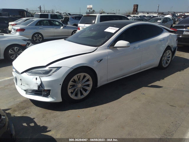Tesla Model S 70 Kwh 2016 5YJSA1E14GF174369 Image 2