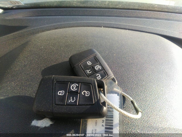Volkswagen TAOS SE 2023 3VVYX7B28PM317300 Image 3