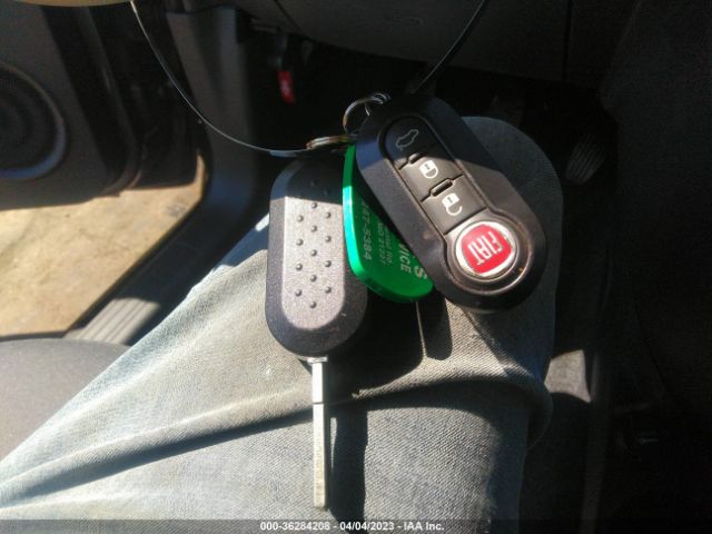 3C3CFFAR0GT142393 Fiat 500 POP