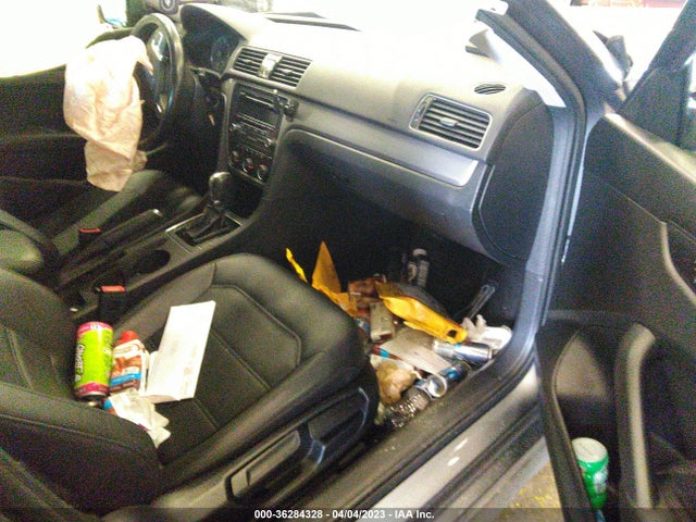 1VWAT7A3XEC115530 Volkswagen Passat Wolfsburg Ed