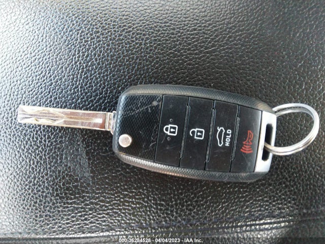 KIA Optima Lx 2014 5XXGM4A76EG280907 Image 3