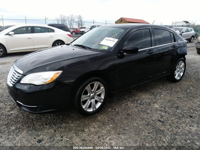 2013 CHRYSLER 200 LX VIN: 1C3CCBAB1DN735695
