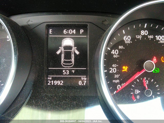 1VWBA7A36JC044606 Volkswagen Passat 2.0t Se