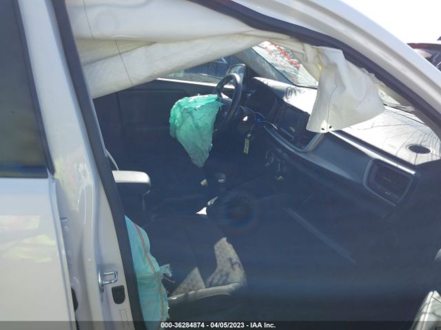 3KPA24AB2KE205738 KIA RIO S