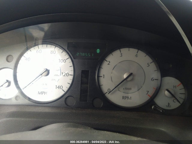 2008 CHRYSLER 300 TOURING VIN: 2C3KA53G28H258219