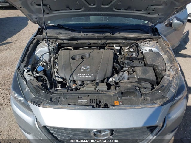 Mazda Mazda3 4-door Touring 2018 3MZBN1V34JM200068 Image 11