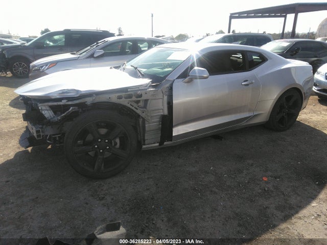 Chevrolet Camaro 1lt 2017 1G1FB1RS0H0142965 Image 2