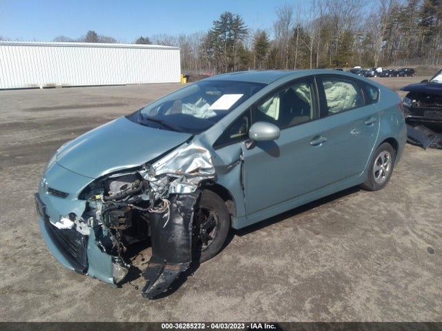 Toyota Prius Four 2015 JTDKN3DU0F1913742 Image 2