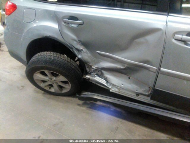 4S4BRBCC8E3322595 Subaru Outback 2.5i Premium