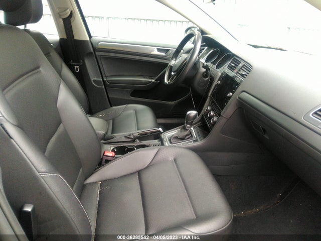2018 Volkswagen Golf, VIN: 3VWD17AUXJM753765